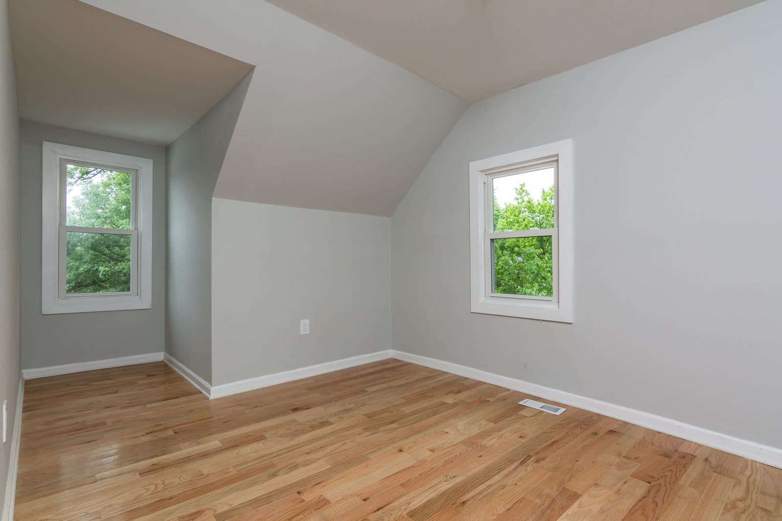 Attic Bedroom after renovation — Shell Home Inspections 203k project